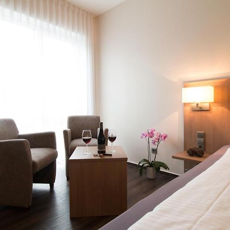 Gaestehaus Bauer - Schlafen Auf Dem Weingut Heilbronn Zewnętrze zdjęcie